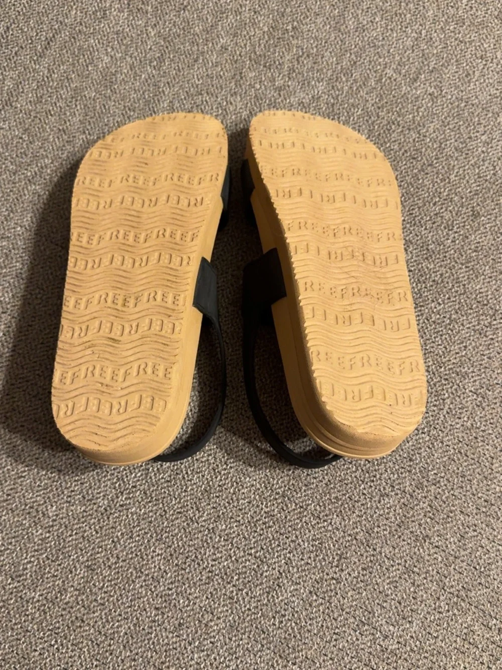 Reef youth sandals